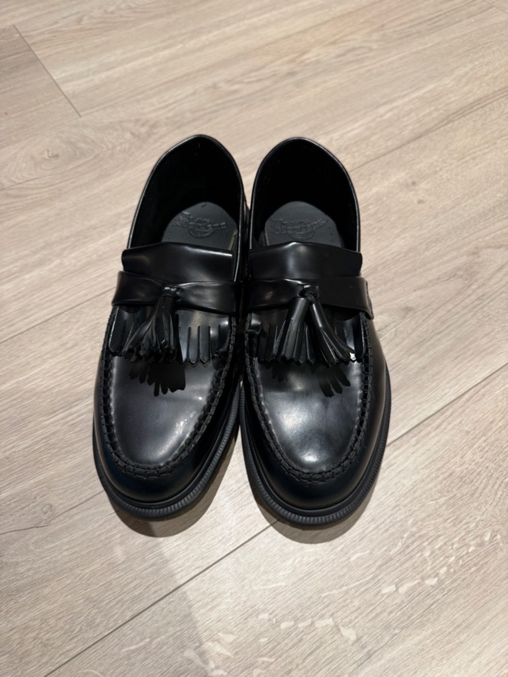 Doc Marten ADRIAN
Black Stitch Leather Tassel Loafers